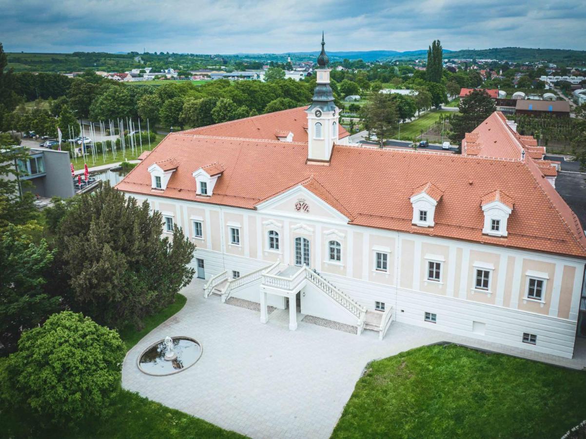Schloss Haindorf Langenlois Luaran gambar